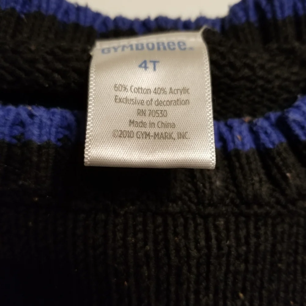 2010 guc Gymboree 4T polar bear sweater - Picture 3 of 4